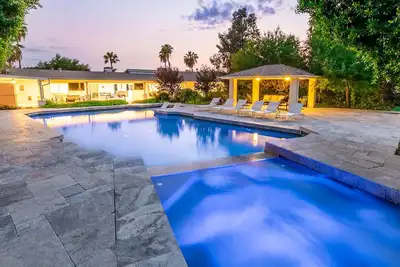 Image de Resort-Caliber Bliss in Scottsdale’s Most Serene Sanctuary