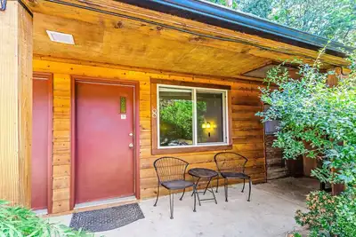Image de Fantastic dog-friendly retreat with 8 suites, fast WiFi & lush grounds