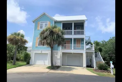 Image de Extended Golf cart! Elevator! Amazing Views! Pets! Accessible! 4 decks!