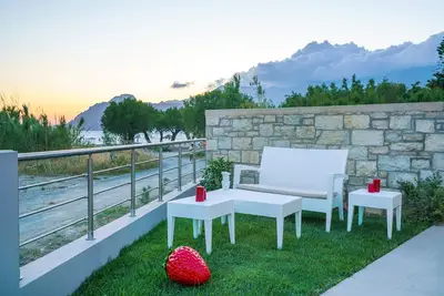 Image de Beachfront villa Irida w\/ amazing sea views, close to everything you need