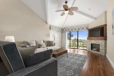 Image de Premium Ocean Front Villa at Seascape!