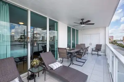 Image de Le Marina Bay 409  (Str -02439)