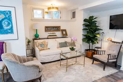 Image de Elegant apt on Capitol Hill with high-end finishes and furnishings
