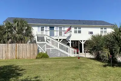 Image de Partial Ocean View! Snowbird Discount. Fenced yard bring doggo! WaterFront Dock