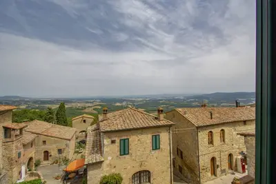 Image de Altido Lovely Flat for 4 in Tuscan village of Mensano