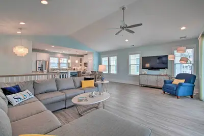 Image de Luxury Townhouse w/ Ocean Views - Walk to Ocean!