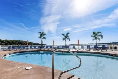 Image de Isla Del Sol Lake Escape! 12x32 Boat slip available! !