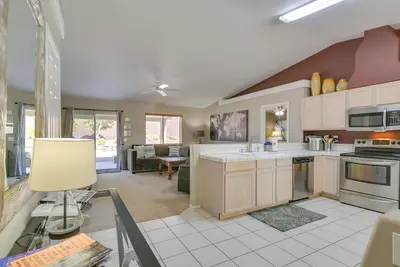 Image de Family-Friendly Lake Havasu City Home w\/ Pool