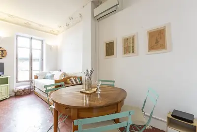 Image de Grand studio au cœur de Cannes Meynadier, quartier de la vieille ville!