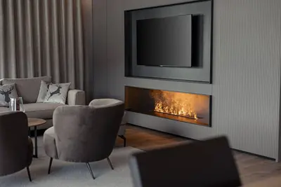 Image de Penthouse with 3 bedrooms & fireplace