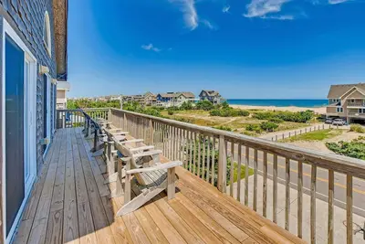 Image de Summer Savings SemiOceanfront Dog Friendly w/ Pool, Hot Tub, Game Rm, Volleyball