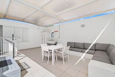 Image de 2 Bedroom Oceanfront Penthouse Beach Club