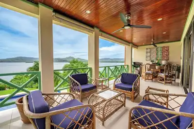 Image de Oceanfront Condo with Pool & Stunning Views