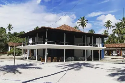 Image de Excellent house on the seafront of Maragogi, 7 suites, 26 people