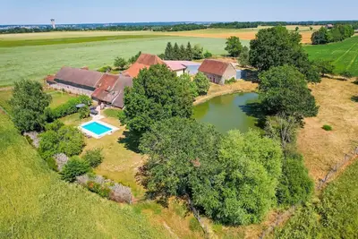 Image de So Villa Gouadiere (45) - Piscine chauffée - Basket - 2h Paris - 15p.