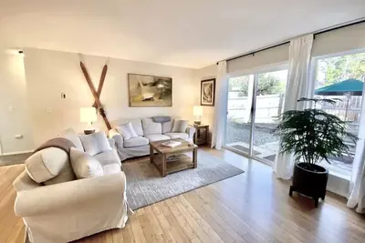 Image de Mile High Mountain Retreat: Hot Tub, Dog-Friendly, Walk to Downtown