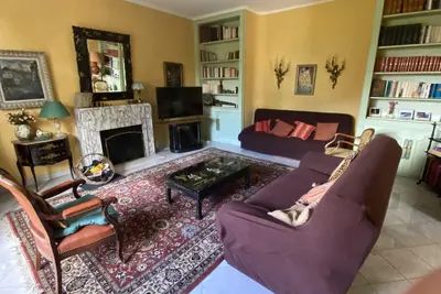 Image de Belle maison de standing, chaleureuse entre ville et campagne.