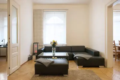 Image de Spacious, Light & Comfortable 106m2 Art-Nouveau Apartment in #1 Prague Location.