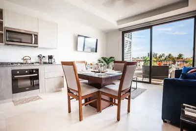 Image de 1 Bedroom/Rooftop pool, Punto Madeira in Versalles 1bd Condo for rent in Versall