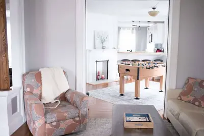 Image de Cityside Escape • Spacious w/ Game Room & Fire Pit