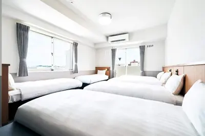 Image de Standard 6 beds Bath with washroom 45 m2 / Naha Okinawa