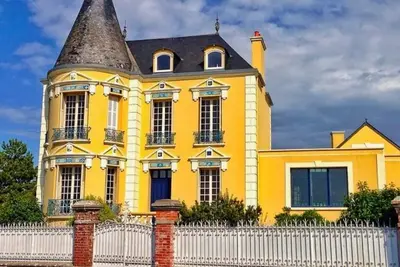 Image de Diva Beach, maison de famille avec vue sur mer, piscine et jacuzzi