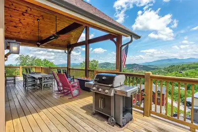 Image de Villa Tavia - Beautiful home close to attractions