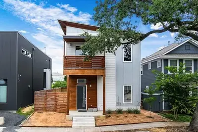 Image de Stylish Downtown Home- Near Riverwalk & Alamodome