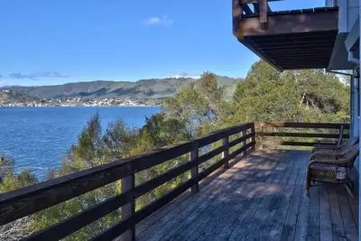 Image de Bass Alley Bungalow with private dock and amazing fishing on Clear Lake