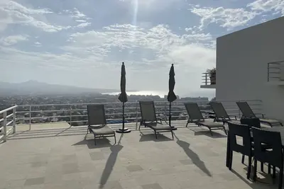Image de Beautiful condo in the highly sought out Pedregal