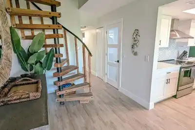 Image de New Modern Condo, Pool & Beach Toys & Gear, Intracoastal views, Beach 2min walk!