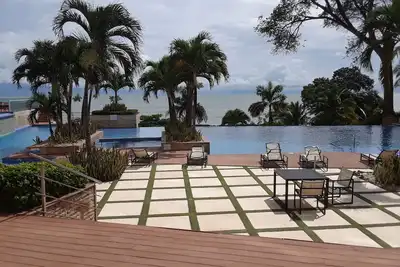 Image de Marlene's Executive Beachfront Condo