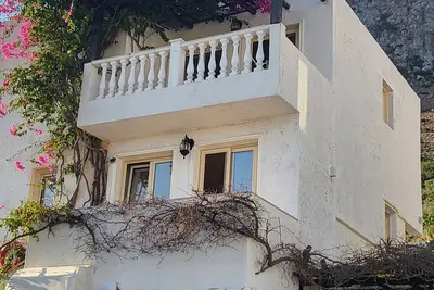 Image de Villa entière Vue complète 3 chambres 3 salles de bain 3 cuisines