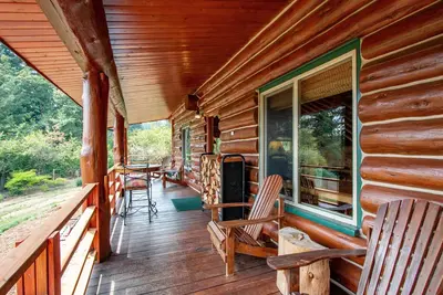 Image de Perfect Haven in the Woods Near Stevenson