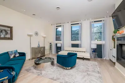 Image de Summer Getaways Available! Chic Condo in Downtown Ketchum with Fire Pit & Mountain Views