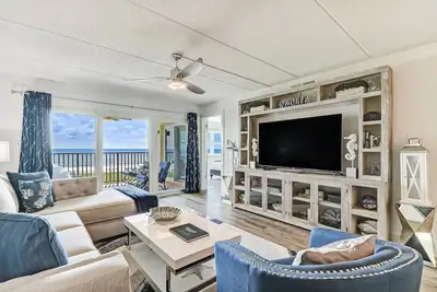 Image de Sparkling, Fully Renovated Amelia South Condo on 3rd Floor