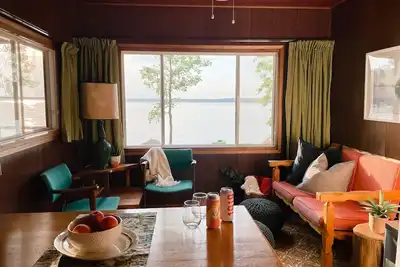 Image de Bowerbird Beach Camp Cabin #1