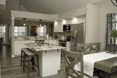 Image de Luxury Condo, 2 pools, hot tub, near Table Rock lake and attractions