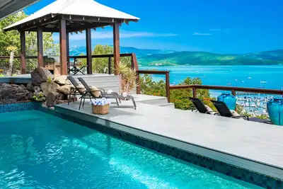 Image de Stunning 5 Bedroom Holiday Home in the heart of Airlie Beach with. . .
