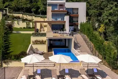 Villa AltaVista - Seaview & Relax with Private MiniGolf & Wellness