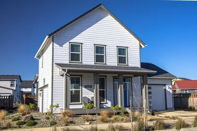 Image de The Legacy House - Oyhut Bay Seaside Village