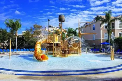 Image de 2br condo on the bay with tons of activities for kids! !