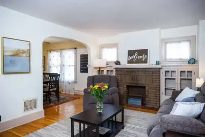 Image de ☀️ Safe Sunny Spotless ☀️ Deep Cleaned ☀️ Crib
