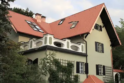 Image de \"Summer retreat\" in an Art Nouveau villa - \"Summer retreat\" in an Art Nouveau villa