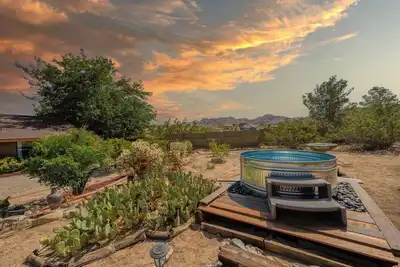 Image de @ Marbella Lane - The Wine Mine Desert Escape