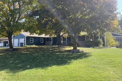 Image de Laketown Landing of Laketown Township, Holland, West Michigan