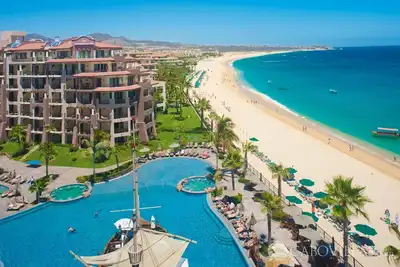 Image de Walking Distance To Cabo! ! Beach front One Bedroom, 2 Full Bath, Full Kitchen