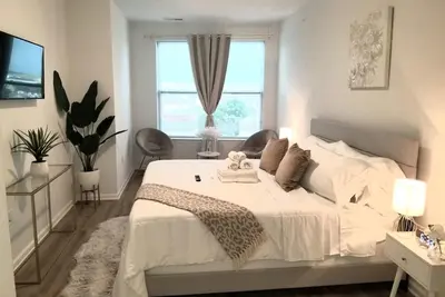 Image de ★Spring Wonderland Deep discount on Cozy King Bed Near Ewr Airport & Nyc★