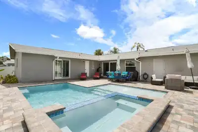 Image de Waterfront Retreat in the Heart of Tampa. Close to Tpa, RayJay and Steinbrenner