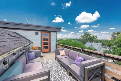 Image de Luxury Rowhome 🏔 Mountain Views Littleton Main St